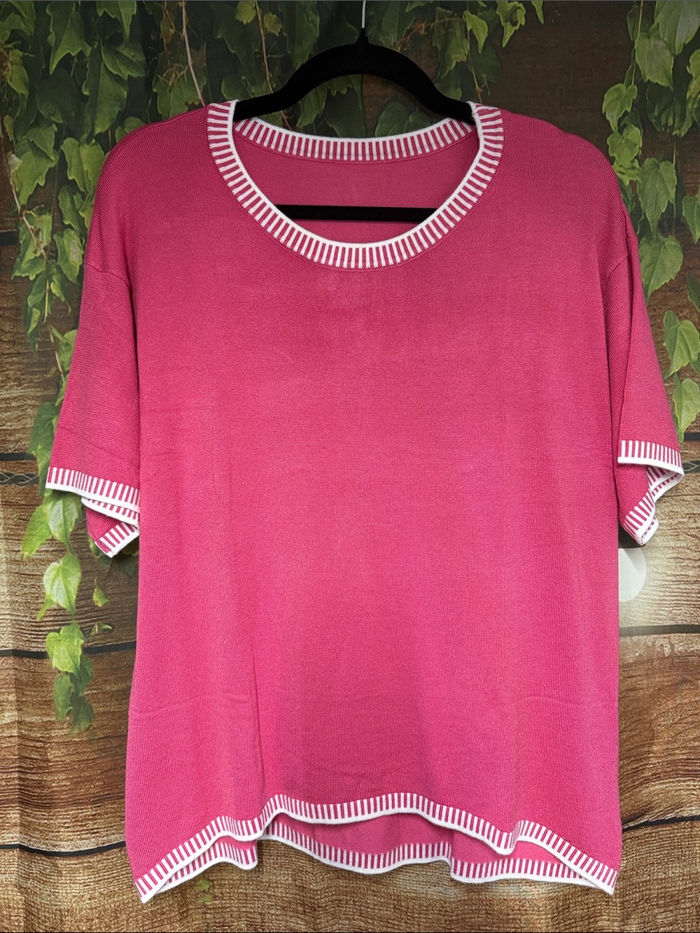 NWOT Women's Pink Short Sleeve Knit Top with Contrast Trim